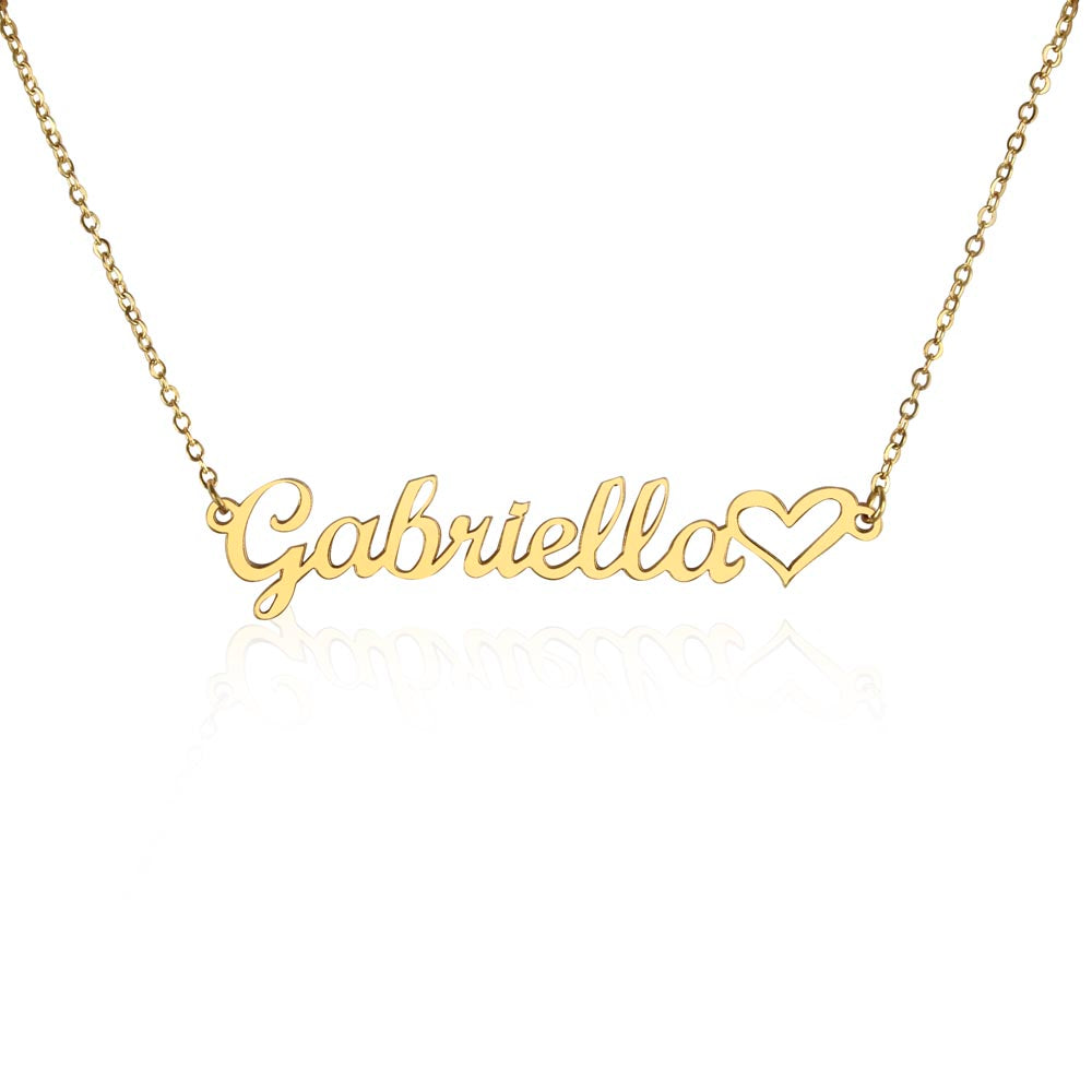 JEWELRY | Name Necklace + Heart